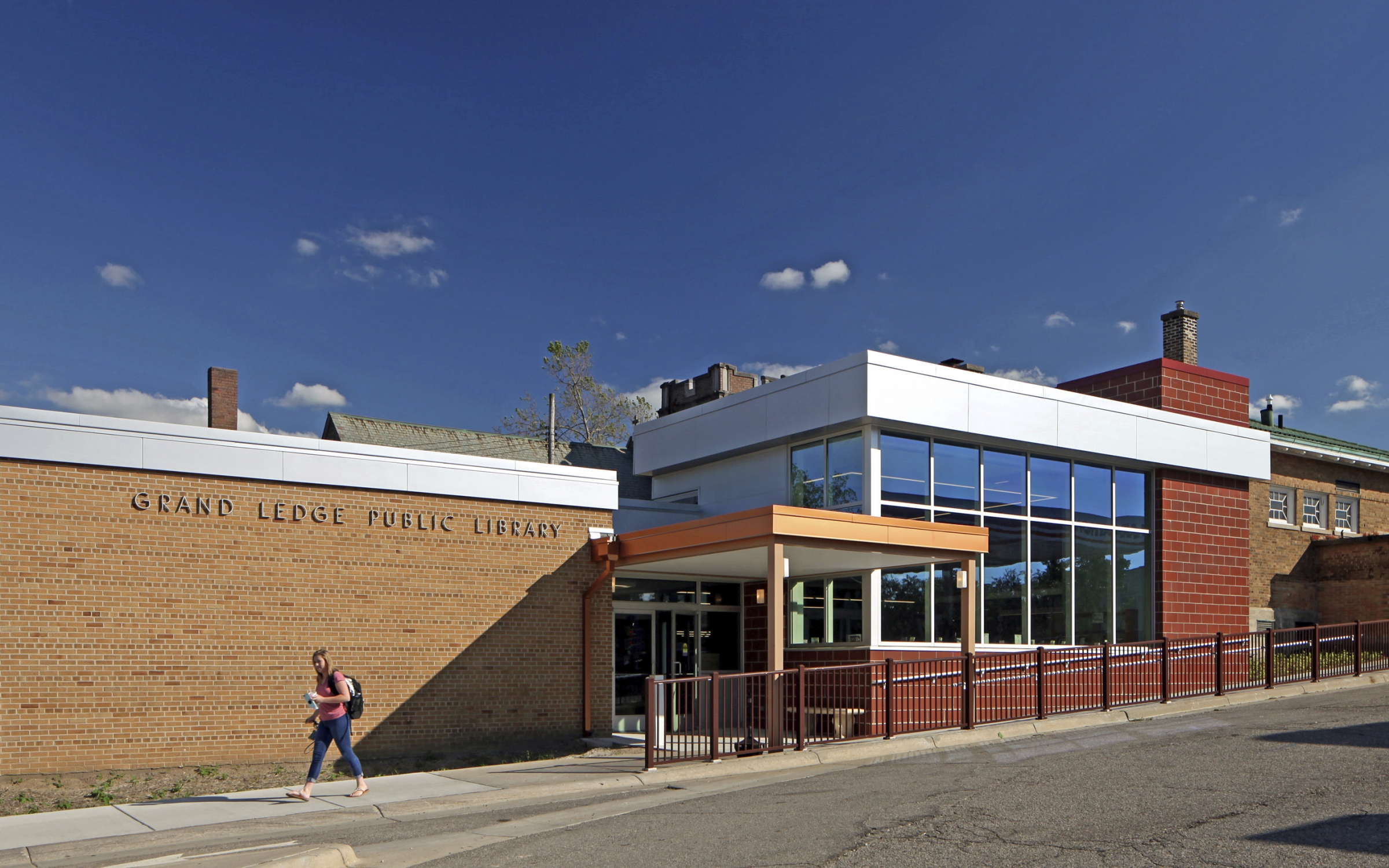 Grand Ledge Public Library Exterior